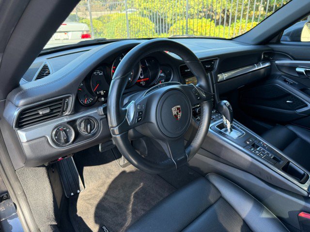 Used 2012 Porsche 911 Carrera RWD image 9