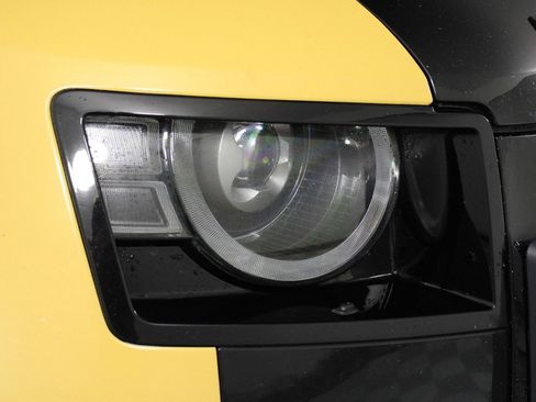 Used 2022 Land Rover Defender 110 X-Dynamic SE image 26