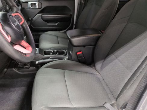 Used 2020 Jeep Wrangler Unlimited Sport image 17