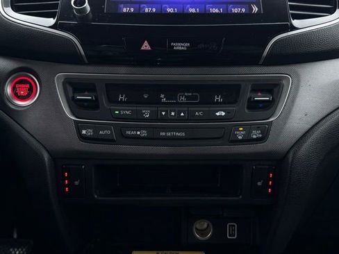 Used 2023 Honda Ridgeline RTL-E image 29