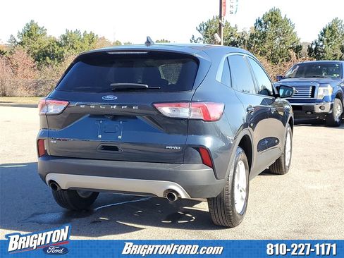 Used 2022 Ford Escape SE w/ Cold Weather Package image 4