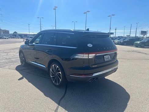 Used 2021 Lincoln Aviator Reserve w/ Equipment Group 201A AWD/4WD image 3