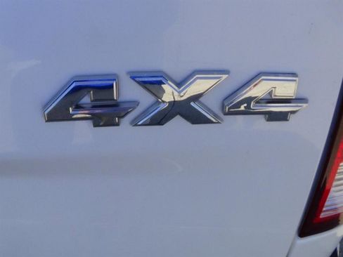 Certified 2023 RAM 1500 Classic SLT w/ Trailer & Traction Group image 11