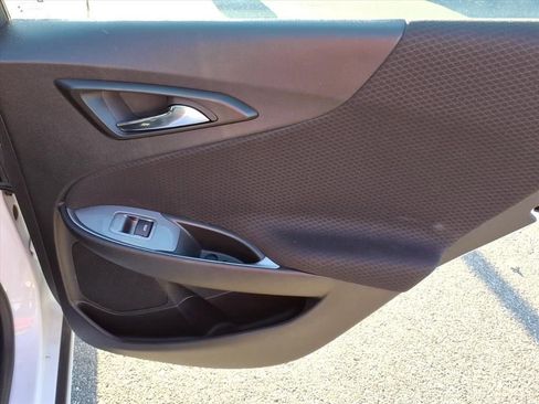 Used 2024 Chevrolet Malibu LT image 19