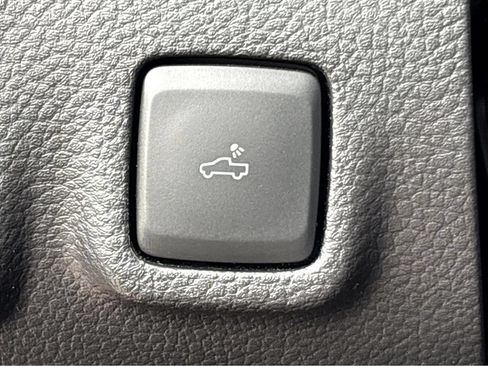 Used 2021 Ford Ranger XLT w/ Equipment Group 301A Mid RWD image 22
