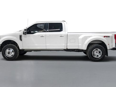 Used 2020 Ford F350 Lariat w/ Lariat Ultimate Package AWD/4WD image 9