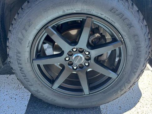Used 2018 Toyota RAV4 LE w/ All Weather Liner Package AWD/4WD image 24