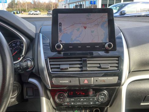 Used 2023 Mitsubishi Eclipse Cross AWD image 30