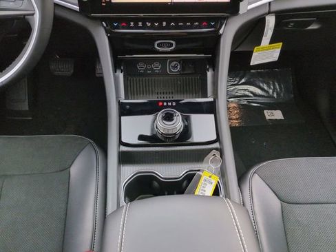 New 2026 Jeep Grand Cherokee Altitude RWD image 17