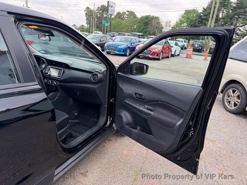 Used 2024 Nissan Kicks S FWD image 12