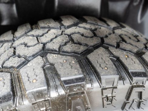 Used 2019 RAM 1500 Sport w/ Level 2 Equipment Group AWD/4WD image 32