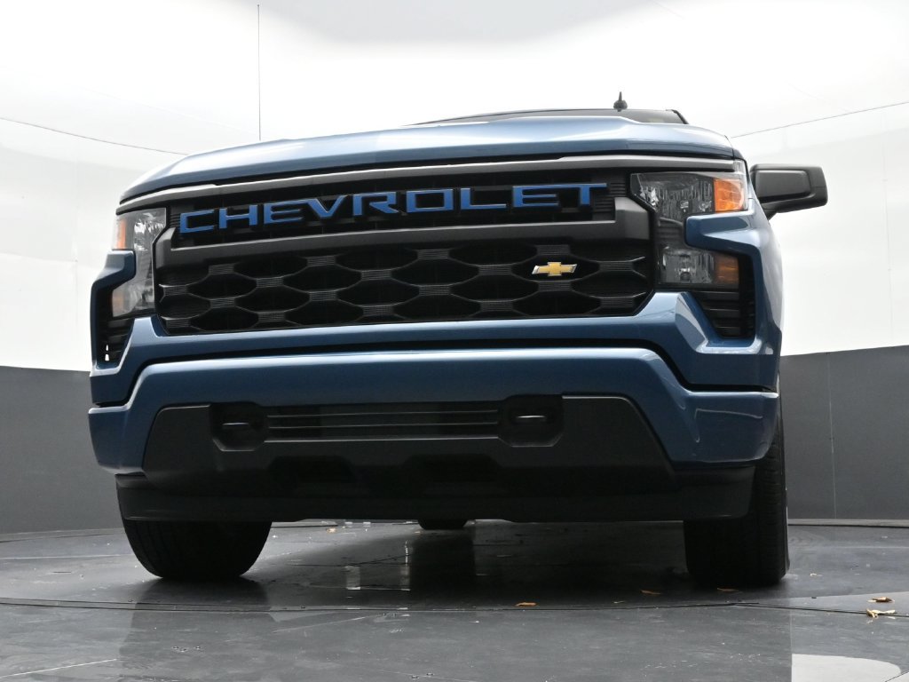Used 2024 Chevrolet Silverado 1500 Custom w/ LPO, Dark Essentials Package RWD image 31