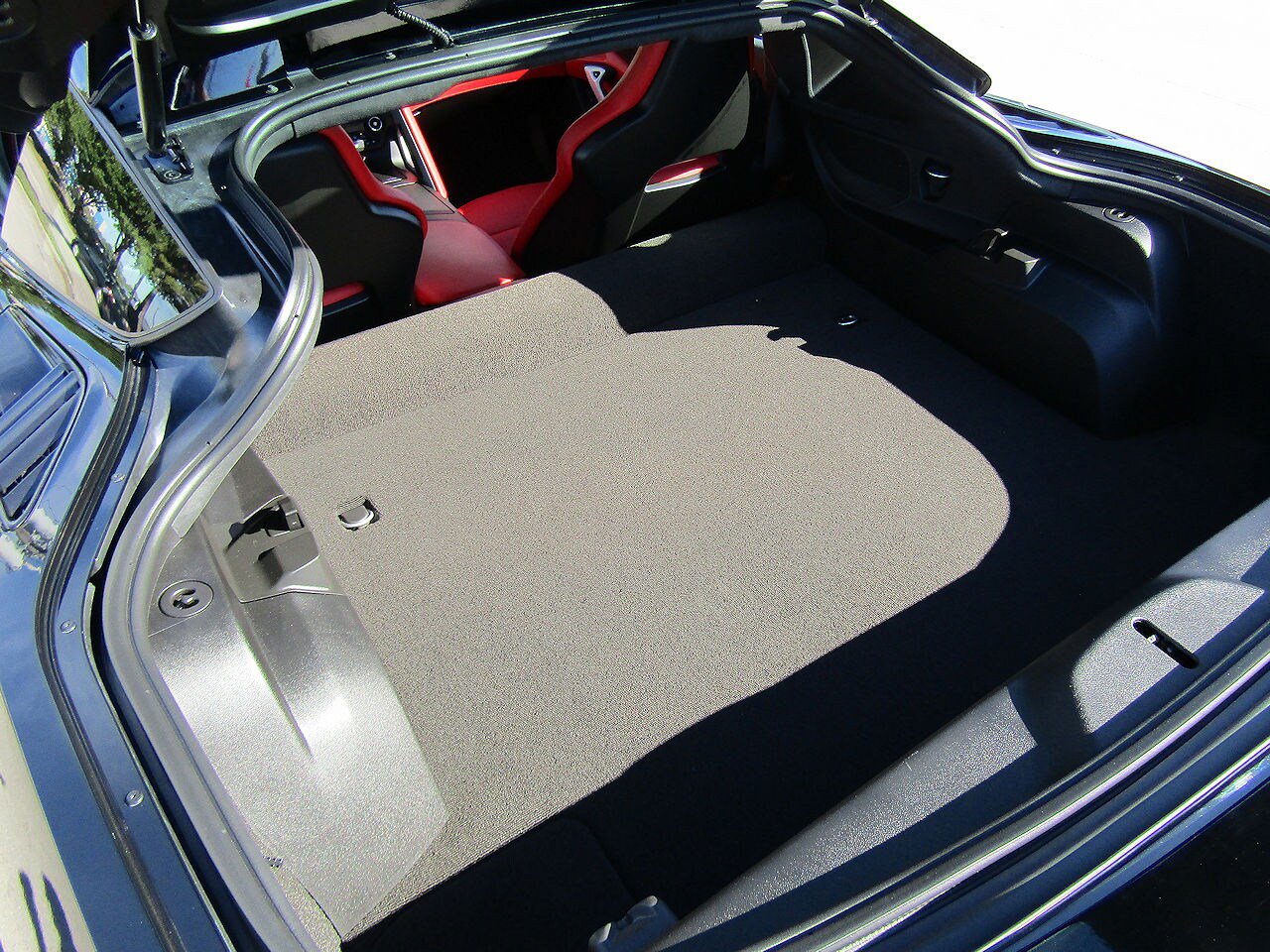 Used 2014 Chevrolet Corvette Stingray Coupe w/ 3LT Preferred Equipment Group RWD image 19
