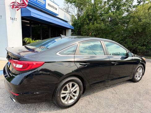 Used 2017 Hyundai Sonata SE FWD image 19