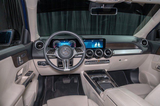 Certified 2026 Mercedes-Benz GLB 250 image 18