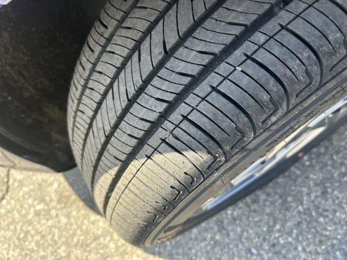 New 2025 Hyundai Elantra Blue image 39