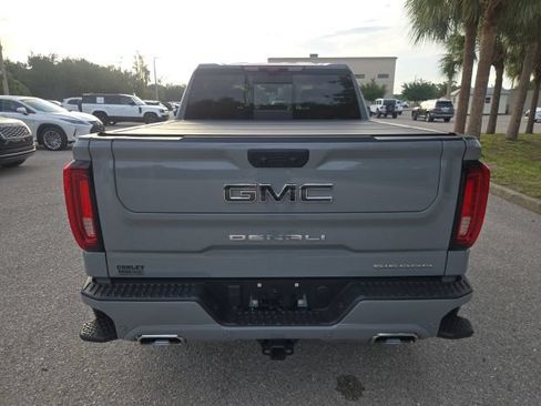 Used 2025 GMC Sierra 1500 Denali Ultimate AWD/4WD image 4