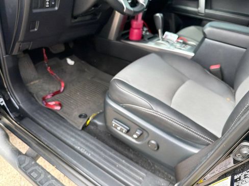 Used 2023 Toyota 4Runner SR5 Premium w/ Moonroof Package AWD/4WD image 7