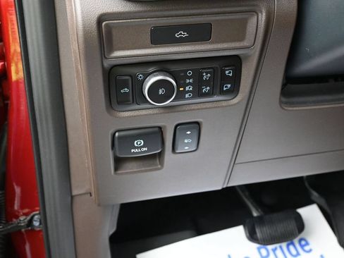 Used 2026 Ford F150 King Ranch w/ Equipment Group 601A High AWD/4WD image 17