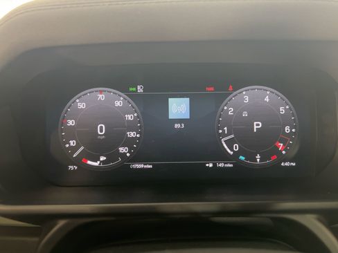 Used 2023 Land Rover Defender 110 75th Limited Edition image 17