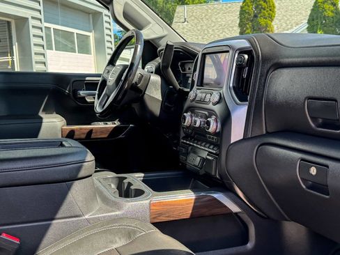 Used 2019 GMC Sierra 1500 SLT w/ SLT Premium Package image 10