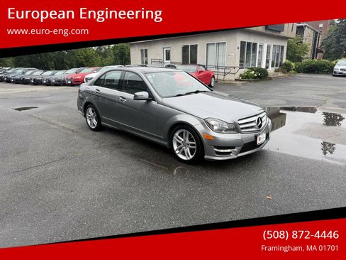 Used 2013 Mercedes-Benz C 300 4MATIC Sedan image 1