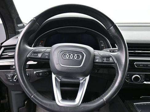 Used 2017 Audi Q7 3.0T Prestige AWD/4WD image 11