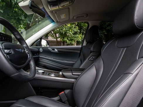 Used 2024 Genesis GV80 2.5T image 9