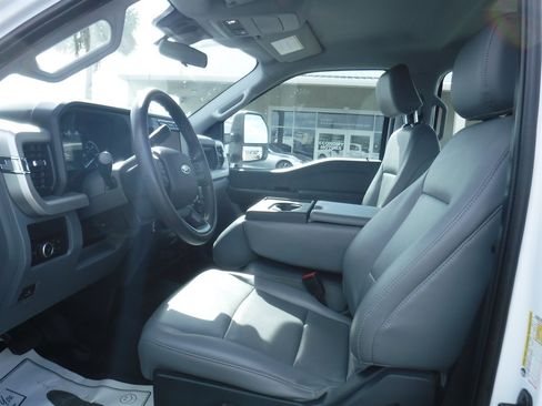 Used 2023 Ford F250 XL w/ XL Chrome Package AWD/4WD image 11