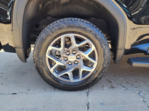 New 2026 GMC Sierra 1500 SLT w/ SLT Premium Plus Package image 51