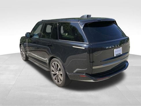 Certified 2023 Land Rover Range Rover SE image 6