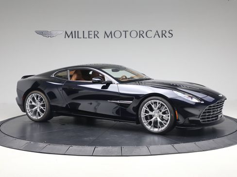 New 2026 Aston Martin Vanquish image 10