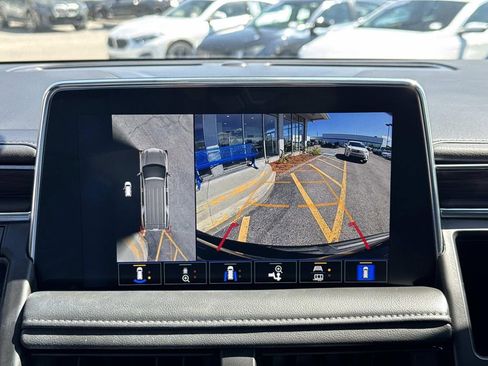 Used 2022 Chevrolet Tahoe LT w/ Luxury Package image 27