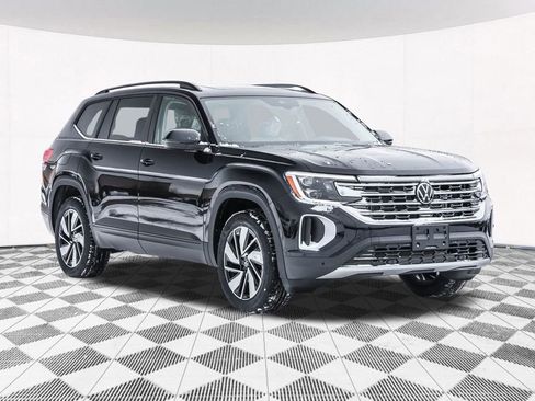 New 2026 Volkswagen Atlas SE image 12