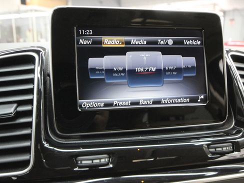 Used 2019 Mercedes-Benz GLE 400 4MATIC image 23
