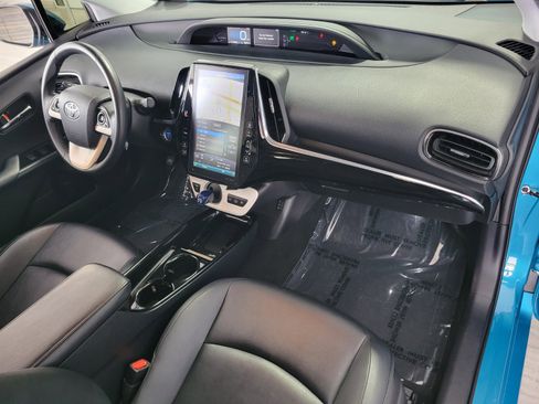 Used 2019 Toyota Prius Prime Premium w/ Carpet Mat Package FWD image 16