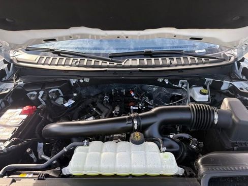 Used 2025 Ford Expedition Active AWD/4WD image 22