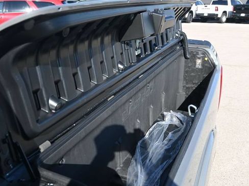 New 2027 RAM 2500 Limited AWD/4WD image 13