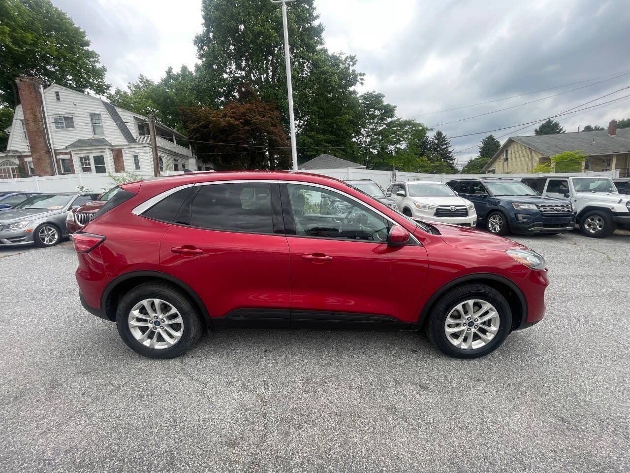 Used 2020 Ford Escape SE AWD/4WD image 5