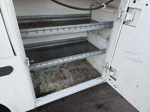 Used 2015 Ford F350 XL w/ Trailer Tow Package image 10