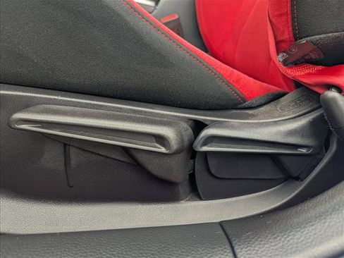 Used 2025 Honda Civic Type R image 11