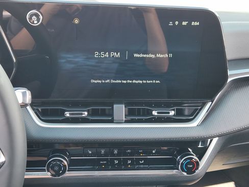 New 2026 Chevrolet Equinox LT w/ Safety and Technology Package FWD image 12