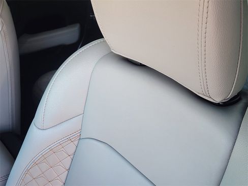 Used 2021 Jeep Wrangler Unlimited Sahara image 16