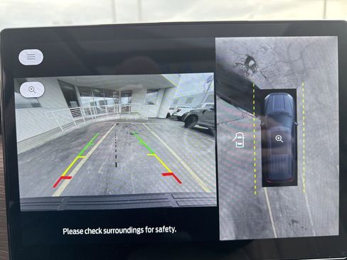 Used 2024 Ford Expedition Max Limited image 12