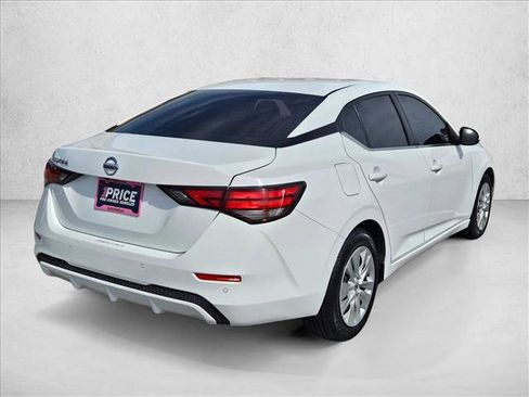 Used 2023 Nissan Sentra S image 5