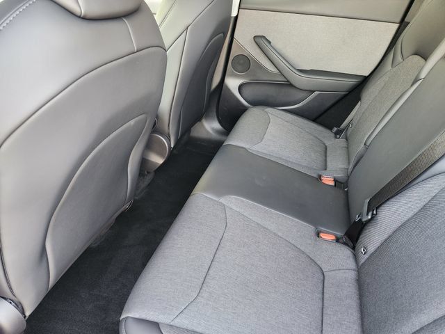 Used 2026 Tesla Model Y 2WD image 38