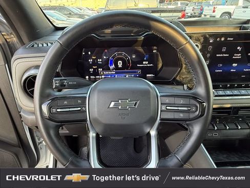 Used 2024 Chevrolet Colorado ZR2 w/ Safety Package AWD/4WD image 13