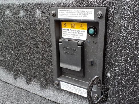 New 2026 Ford F250 XLT w/ XLT Premium Package image 9