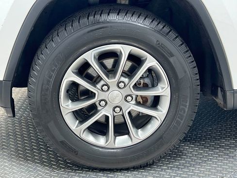 Used 2016 Jeep Grand Cherokee Limited image 35