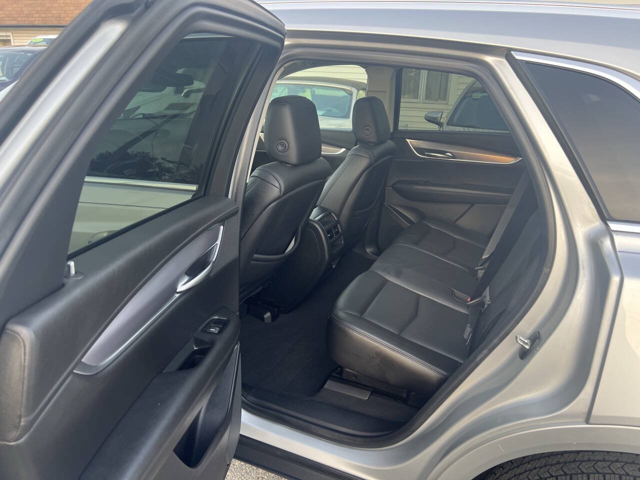 Used 2019 Cadillac XT5 Luxury AWD/4WD image 18